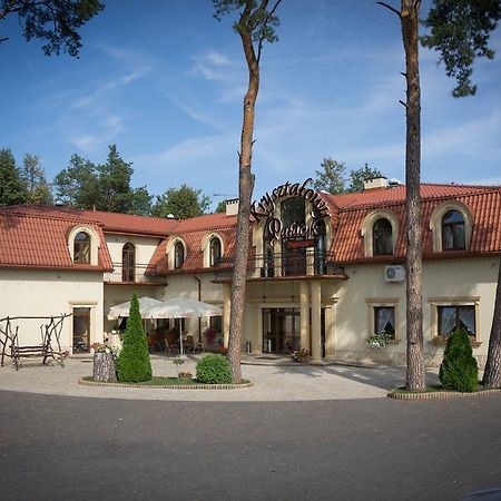 Krysztalowy Palacyk Kozienice Exterior foto