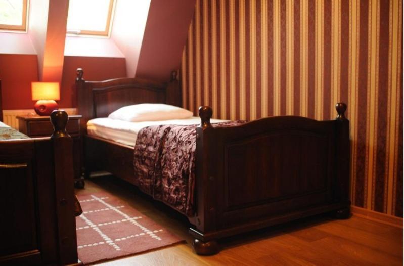 Krysztalowy Palacyk Kozienice Zimmer foto